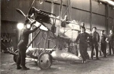 Album014_Starting propellor_r